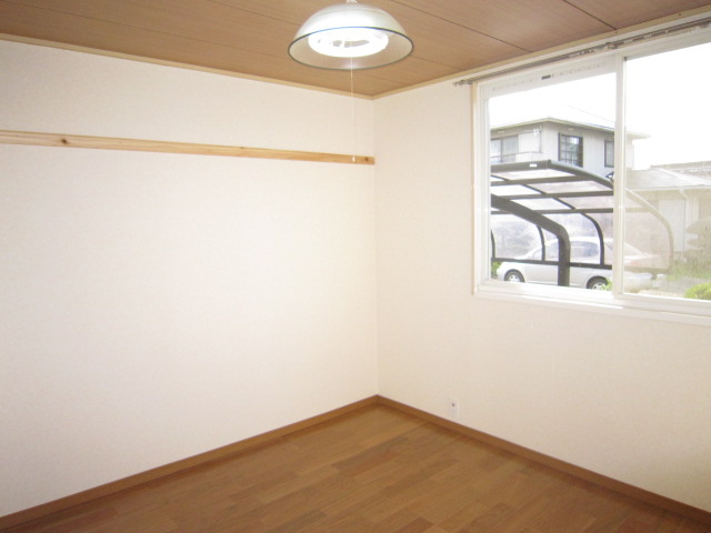 Living and room. It will be Japanese-style room 6 tatami. 