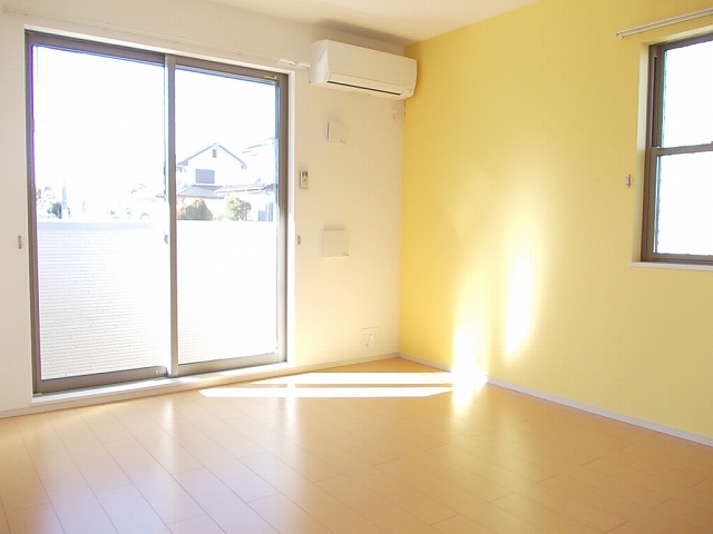 Living and room