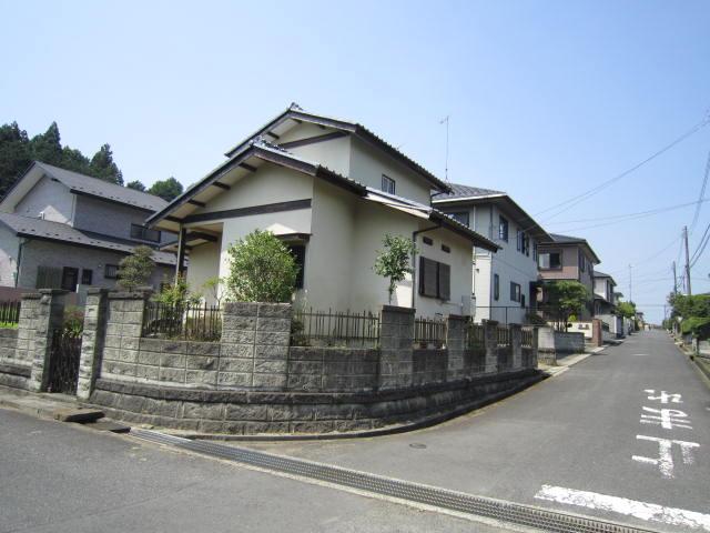 Local appearance photo
