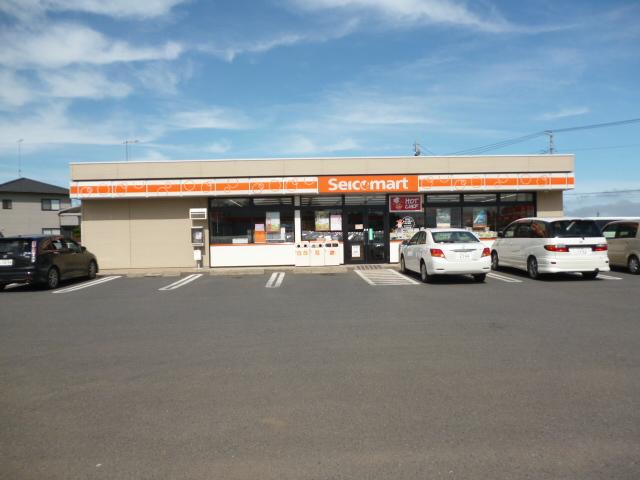 Convenience store. Seicomart brightness 739m to Township store Sakura