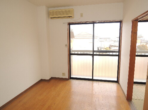Living and room