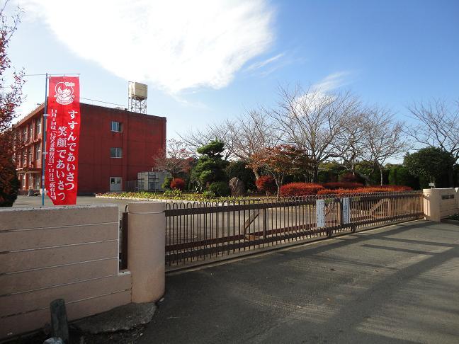 Primary school. 2400m to Nagaoka second elementary school