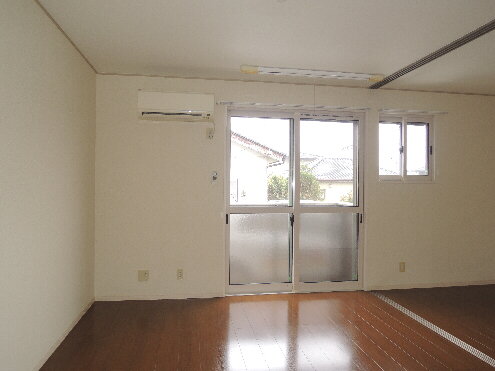 Living and room. More spacious and open the partition