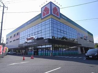 Home center. To Yamada Denki 4800m