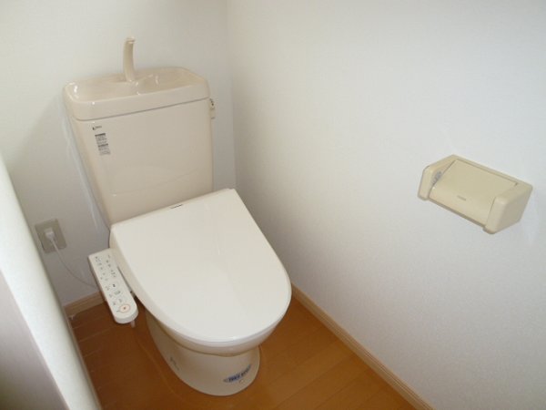 Toilet. Bidet