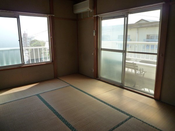 Other room space. Japanese style room