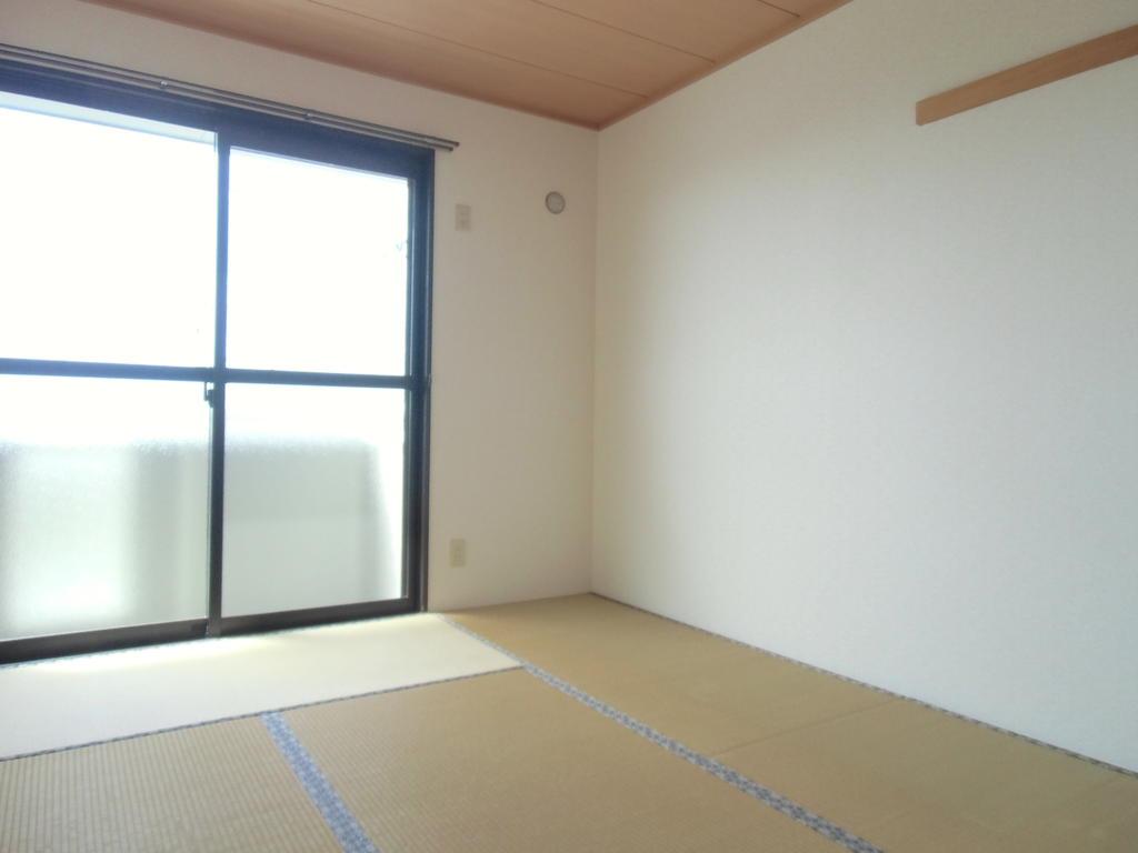 Other room space. Japanese-style room 6 quires