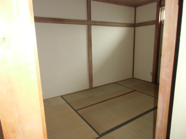 Other room space