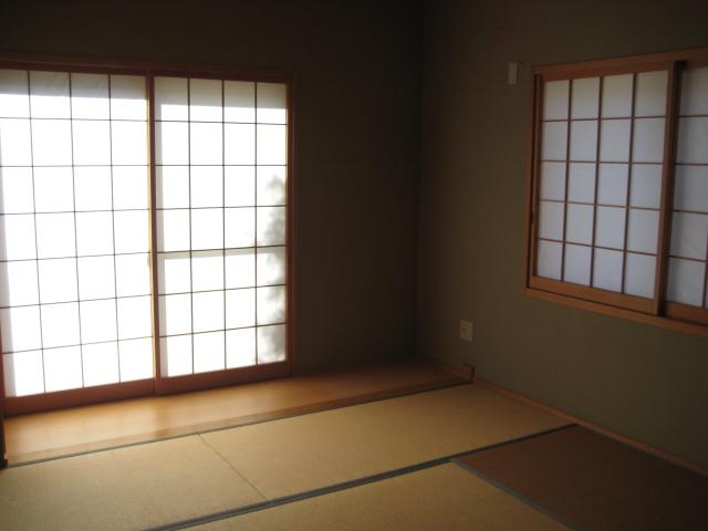 Non-living room. Japanese-style tatami mat replacement, Sliding door ・ FusumaCho is a replacement plan.
