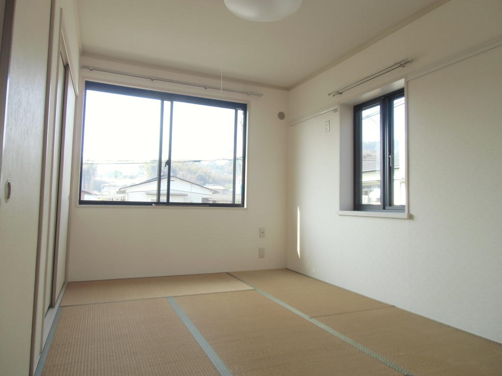 Other room space. 6 Pledge Japanese-style room