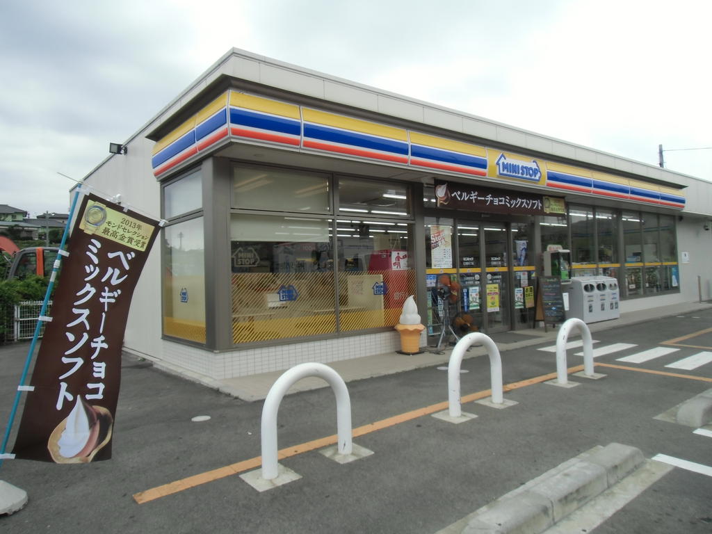 Convenience store. MINISTOP Hitachi Higashinamekawa 4-chome up (convenience store) 390m