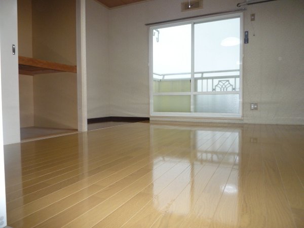 Other room space. Popular Flooring