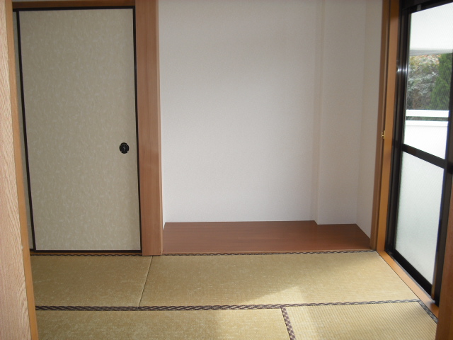 Other room space. Japanese-style room 6 quires