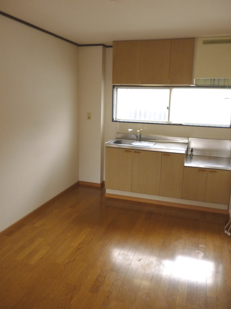 Kitchen. * DK flooring ・ cross Current state priority
