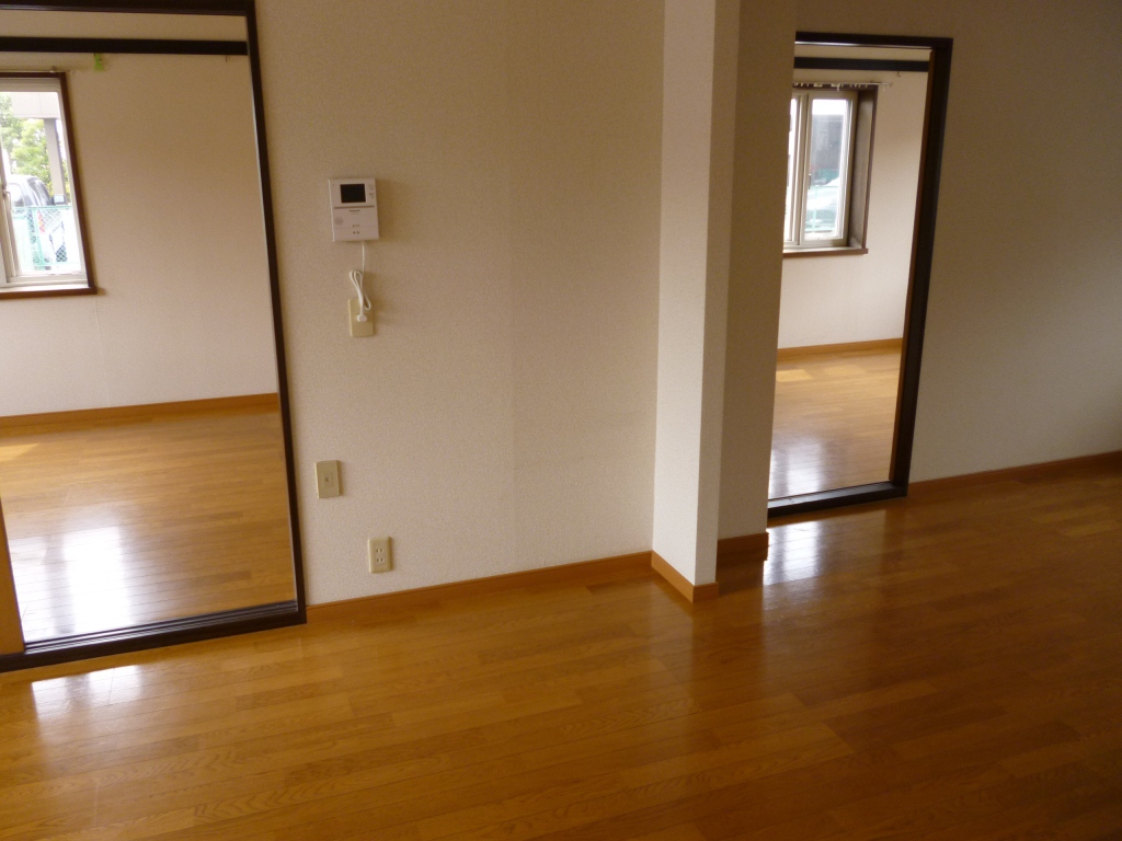 Living and room