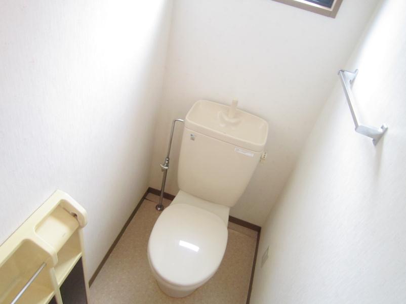 Toilet. toilet ・ With window