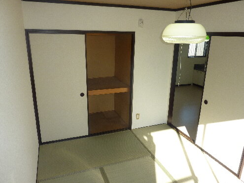 Other room space. With calm Japanese-style