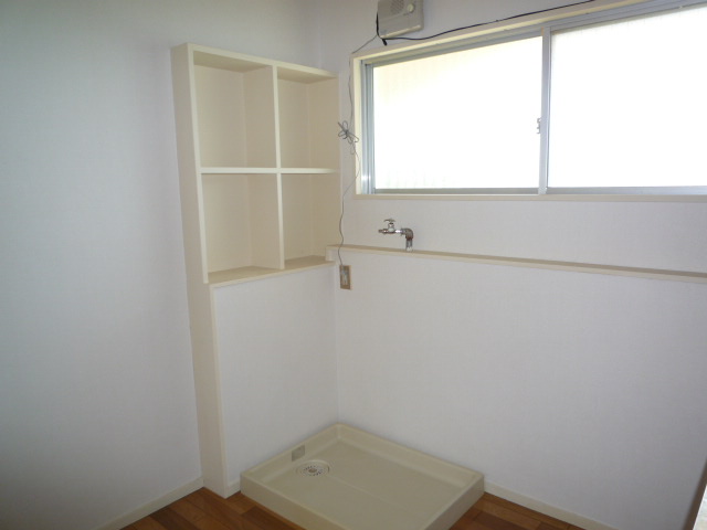 Other. Washing machine Storage