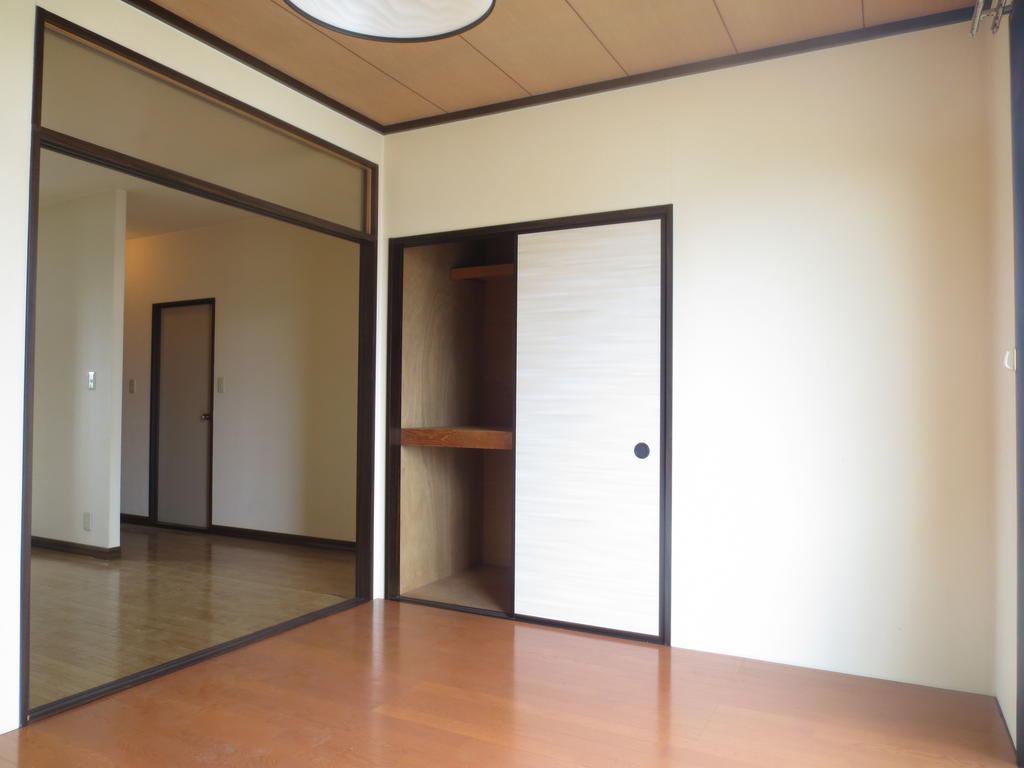 Other room space. Western style room ・ Receipt