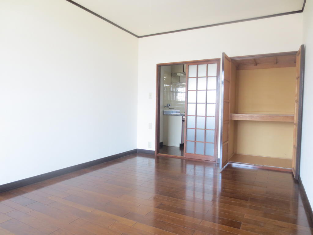 Living and room. Western style room ・ Receipt