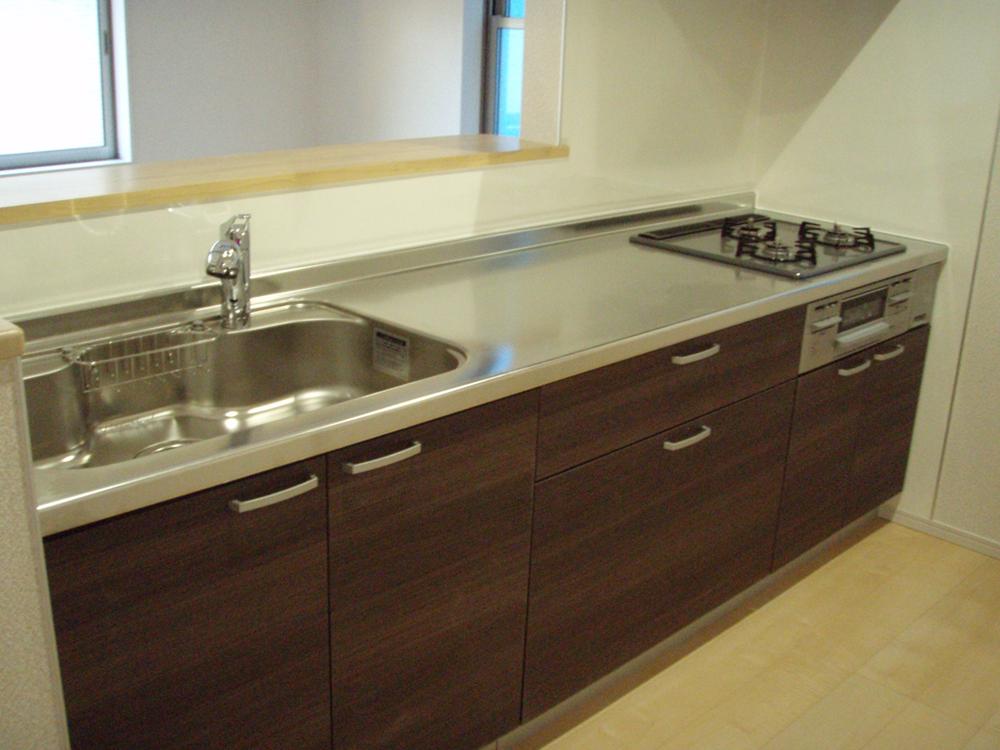Same specifications photo (kitchen). An open kitchen Rice making also exhilarated