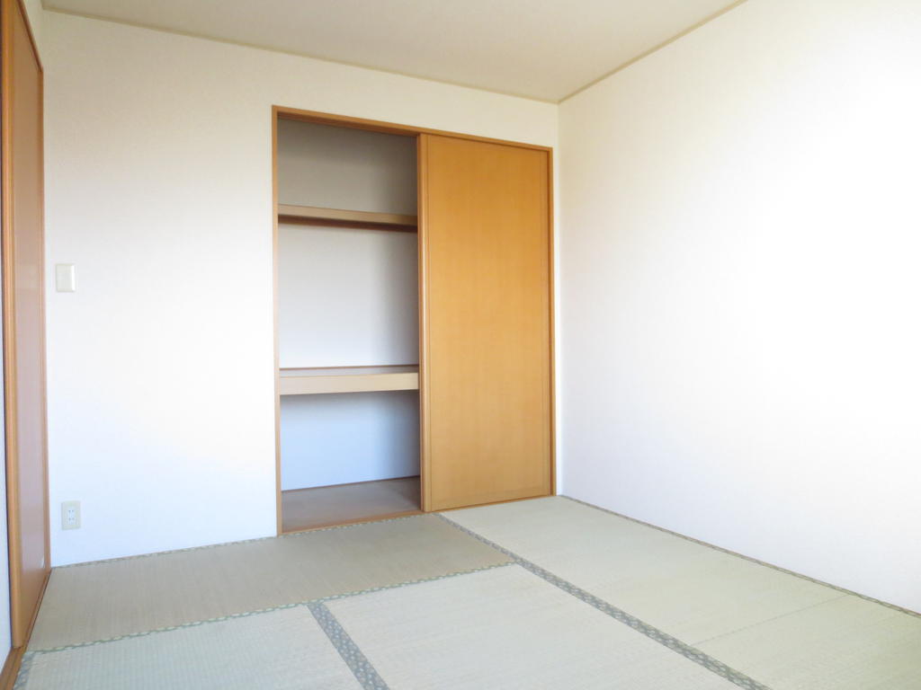 Other room space. Japanese-style room ・ Receipt