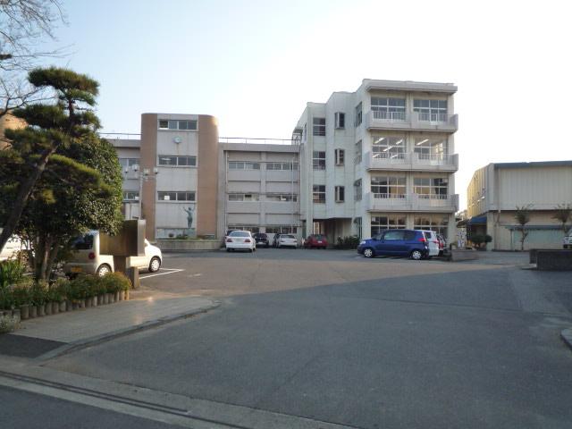 Junior high school. Hitachinaka Municipal Katsuta 2449m to the third junior high school
