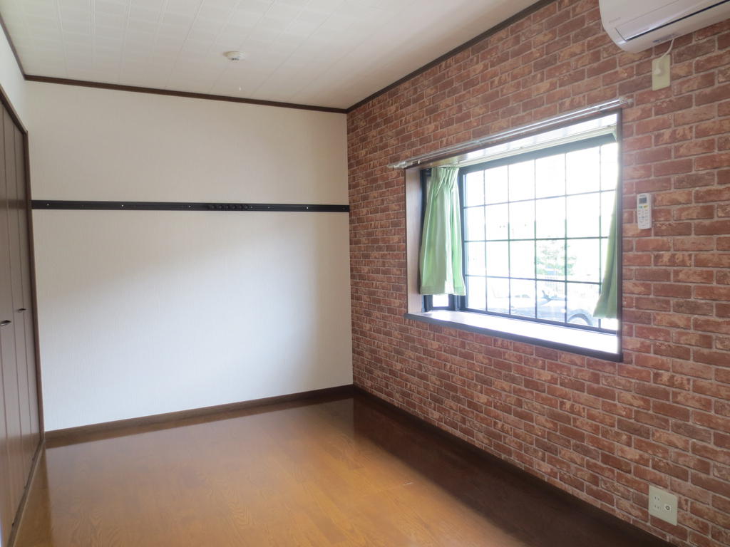Other room space. Accent Cross ・ Yang per good