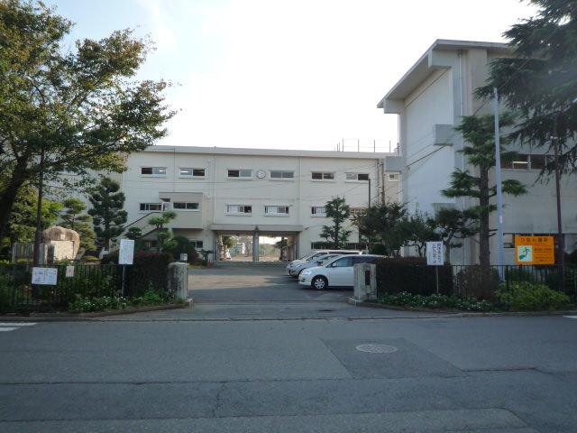 Junior high school. Hitachinaka Municipal Katsuta 1458m to the first junior high school