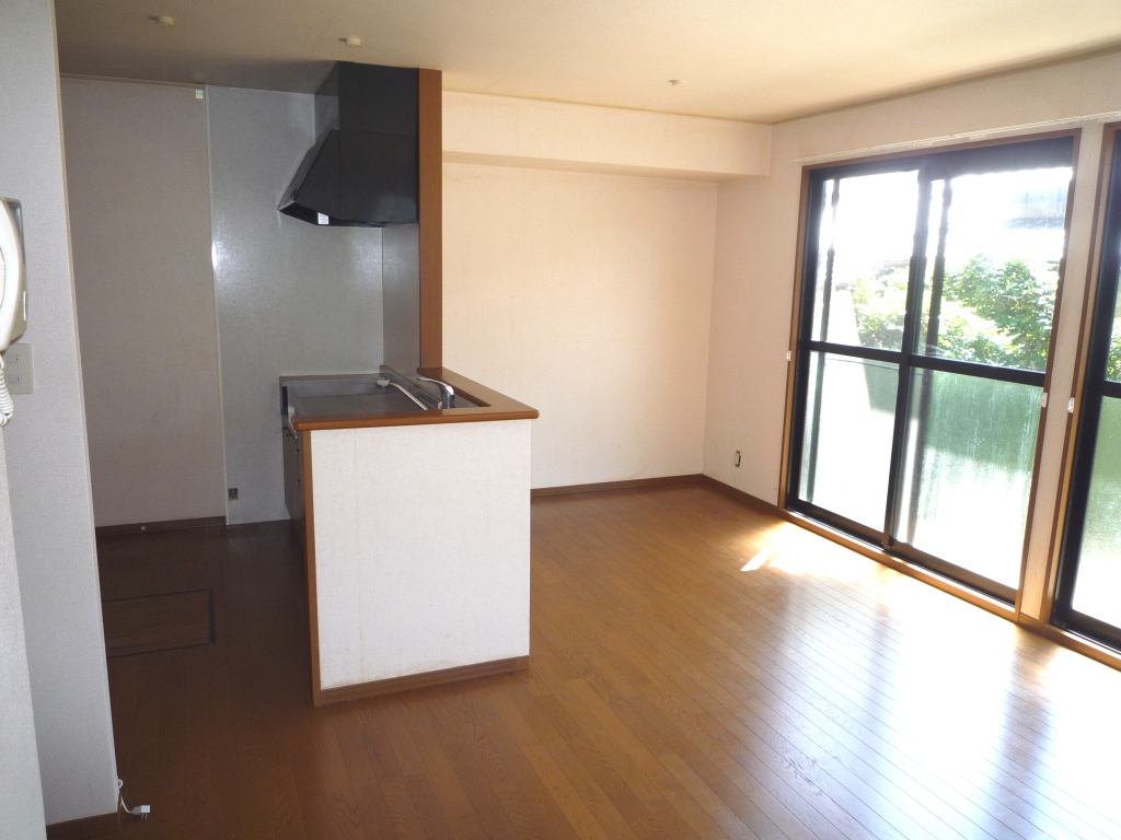Living and room