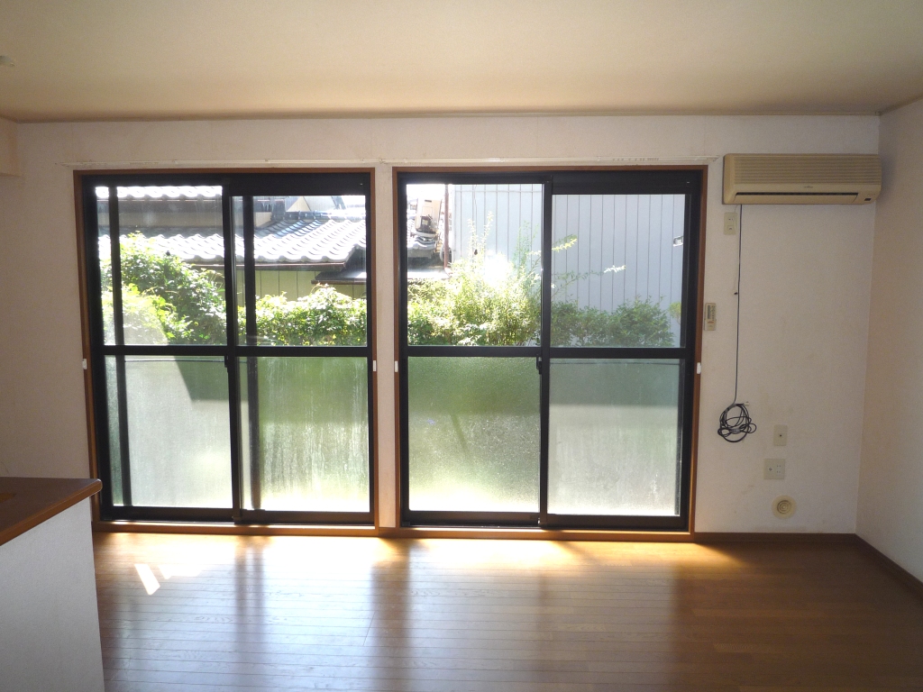 Living and room