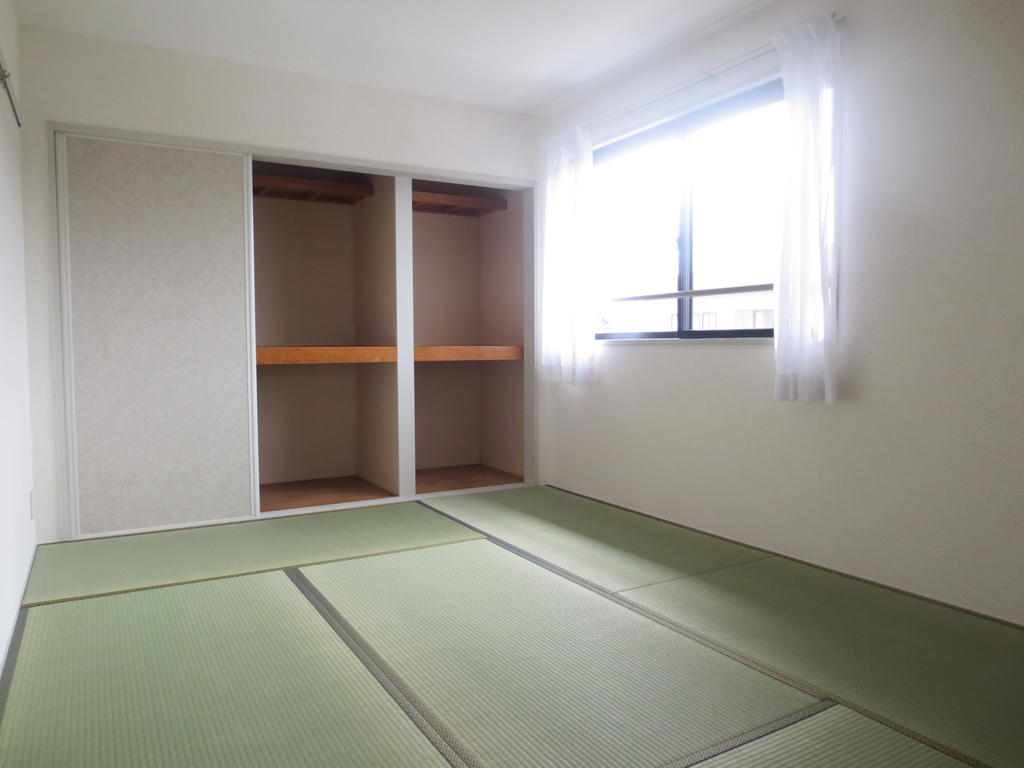 Other room space. Japanese-style room 6 tatami (sample)