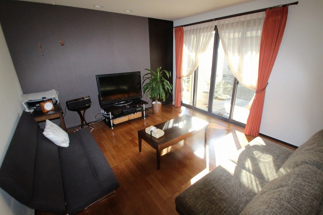 Living and room