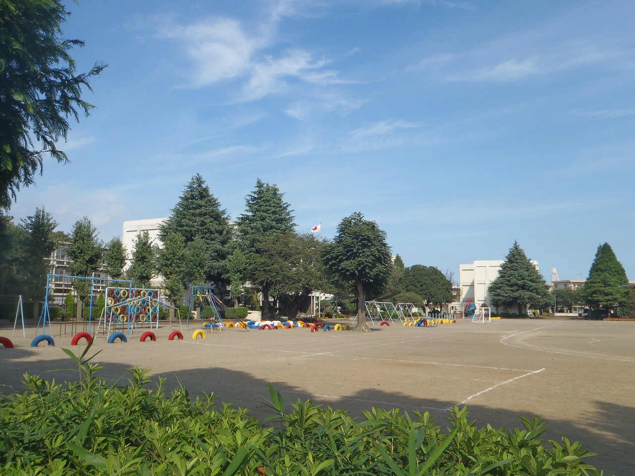 Primary school. 870m to Hitachinaka Municipal Higashiishikawa elementary school (elementary school)