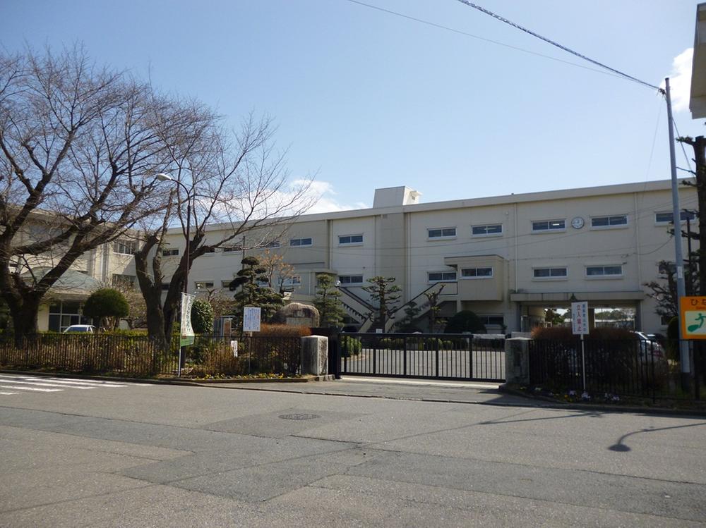 Junior high school. Katsuta 1520m until the first junior high school