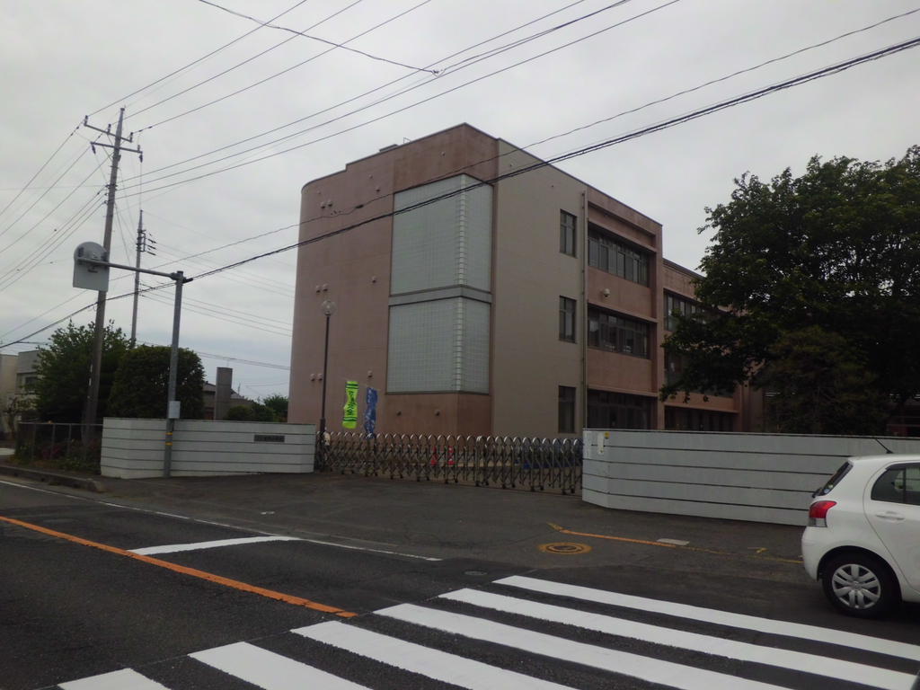 Primary school. Hitachinaka to Municipal Sano Elementary School (elementary school) 1179m