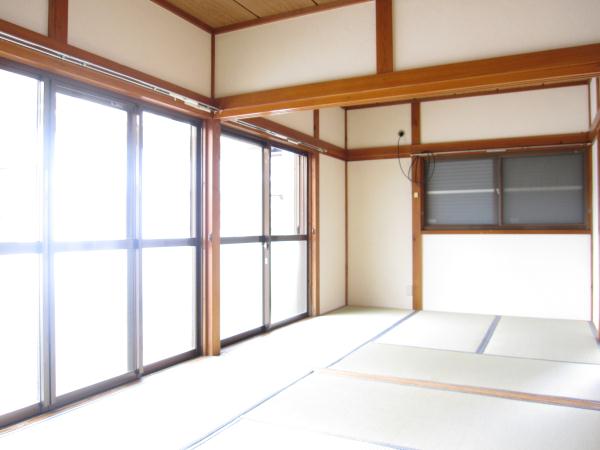 Other room space. Yang per good