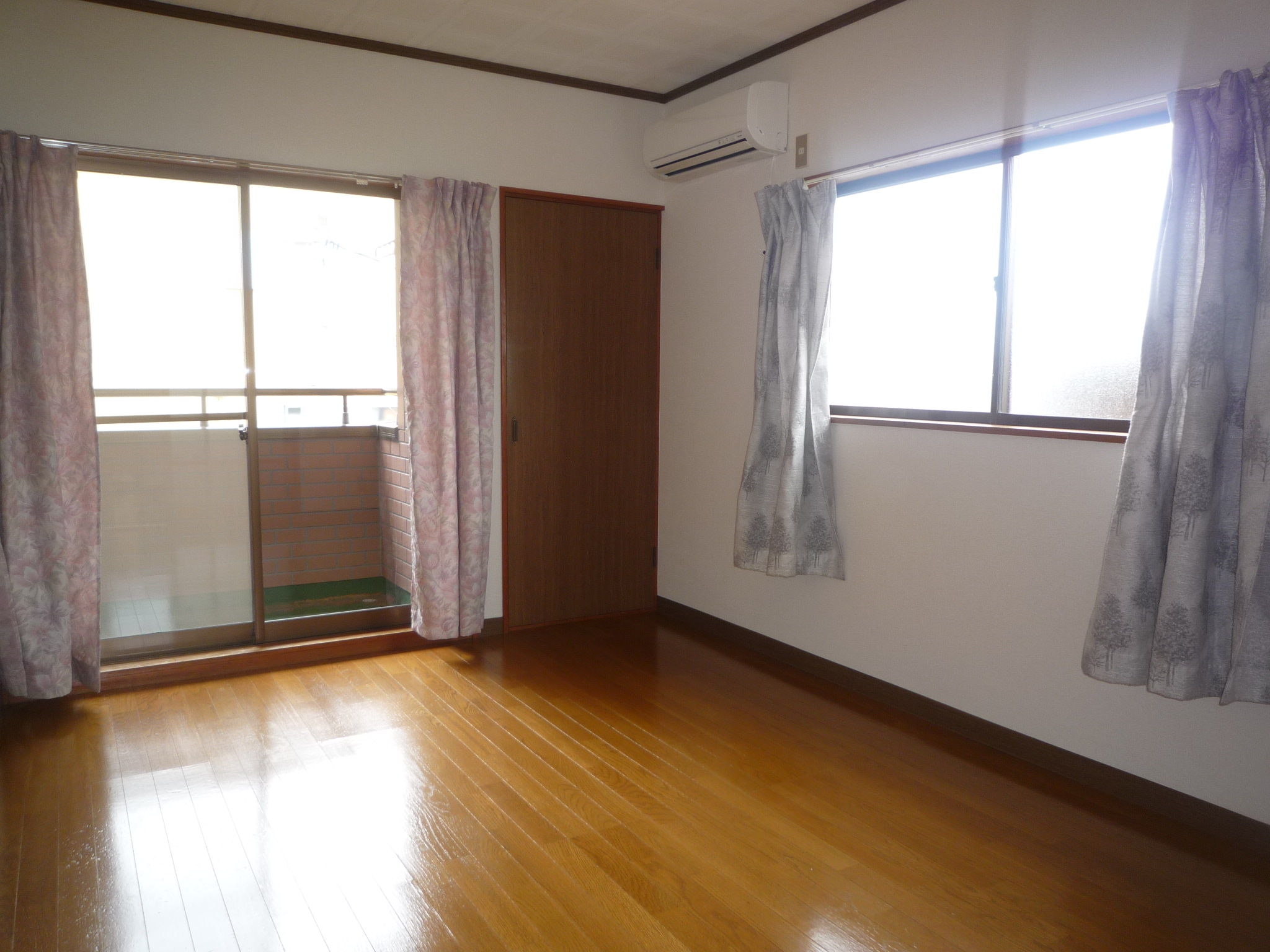 Living and room