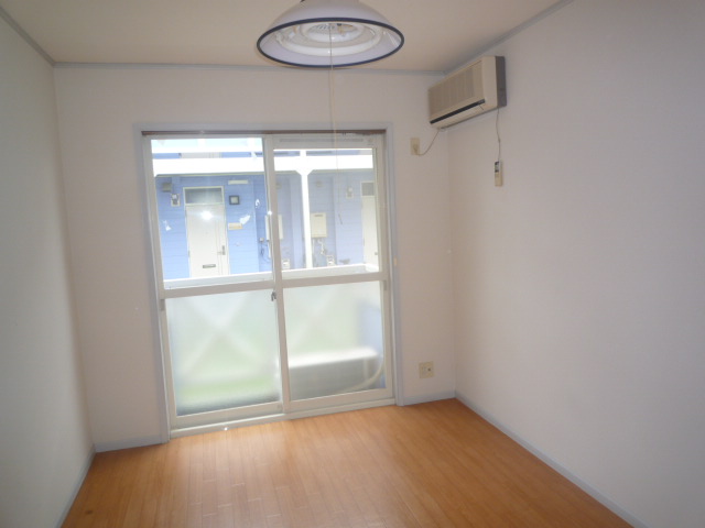 Living and room