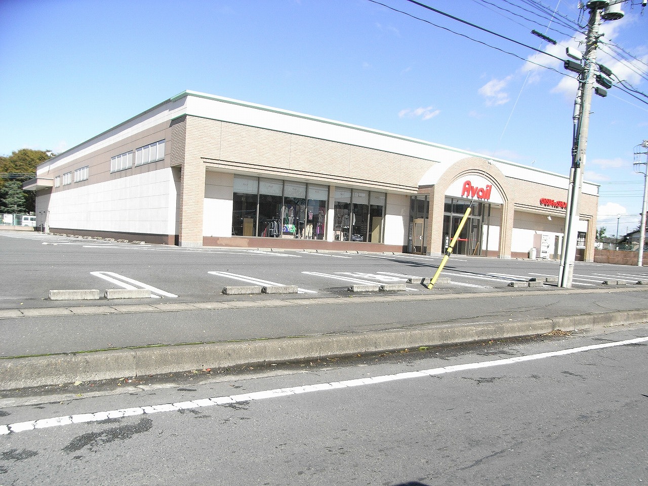 Shopping centre. Avail Hitachinaka store up to (shopping center) 870m
