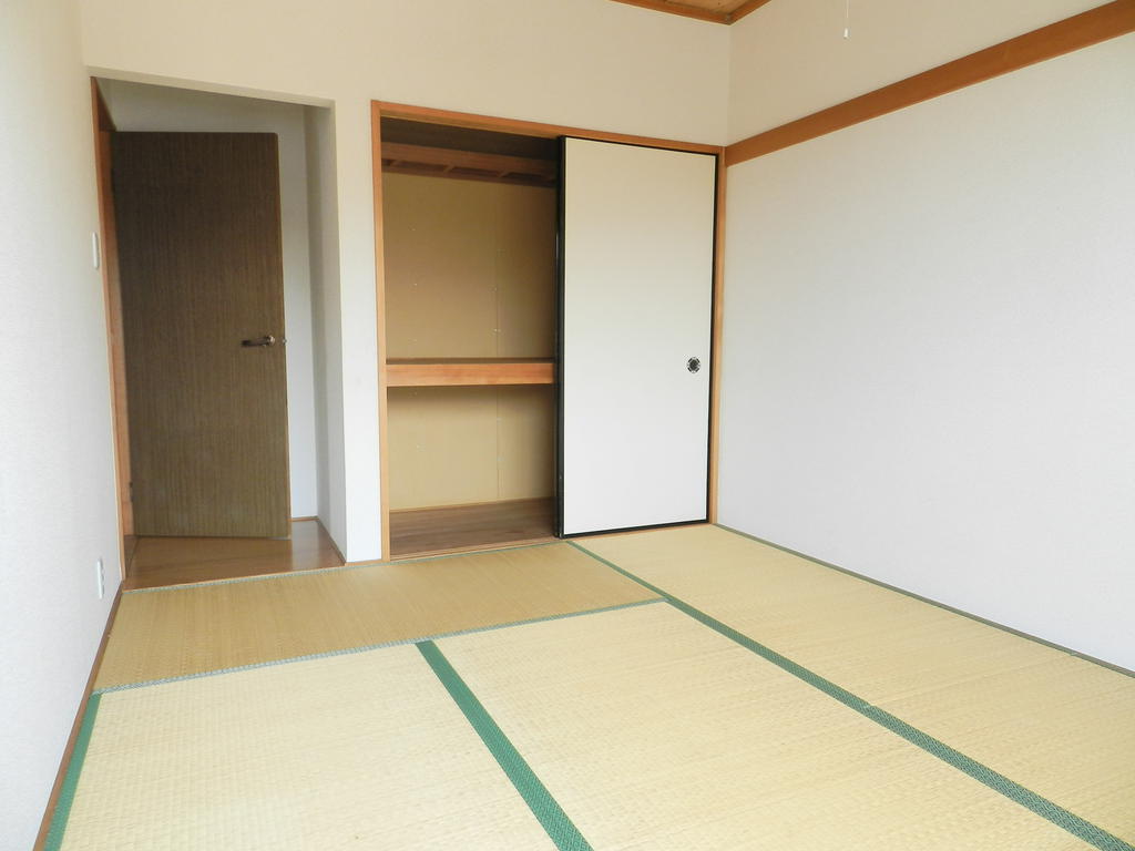 Other room space