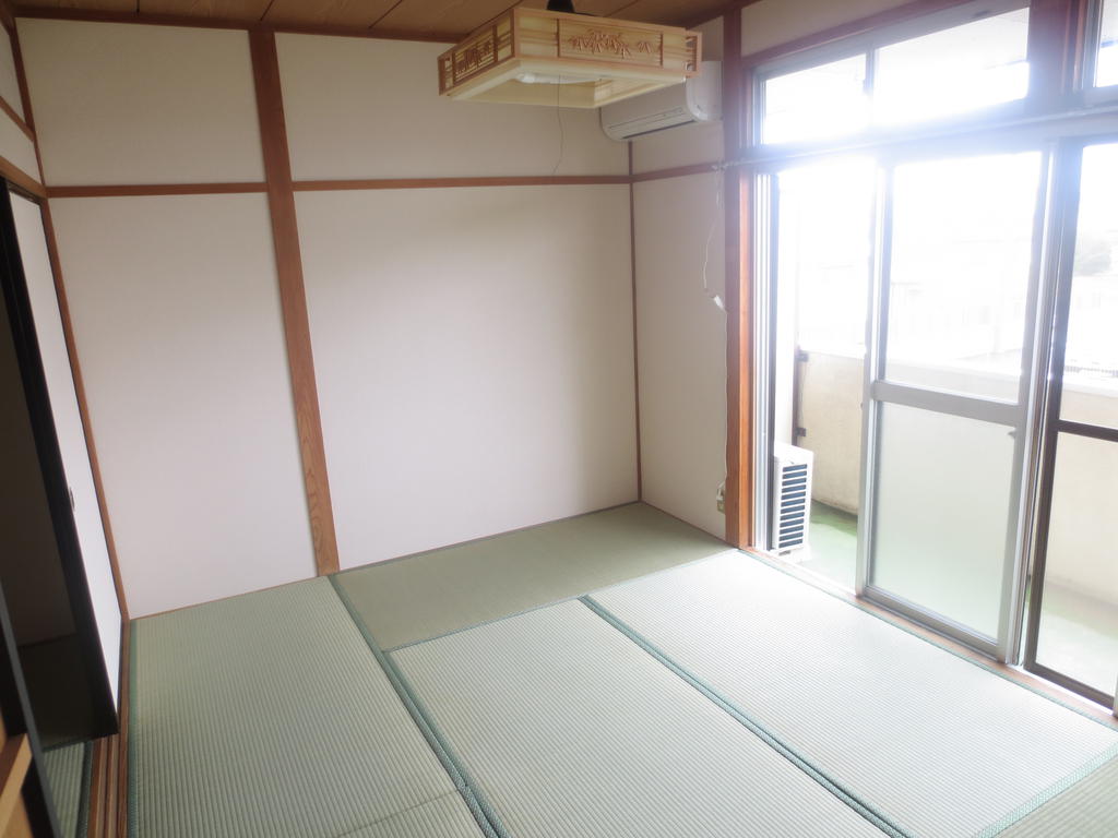 Other. Japanese-style room ・ Yang per good