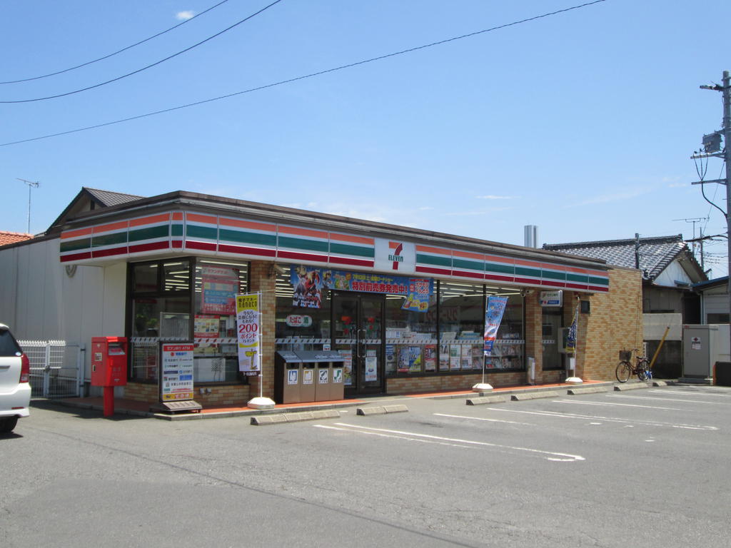 Convenience store. Seven-Eleven Hitachinaka hair store up (convenience store) 1010m