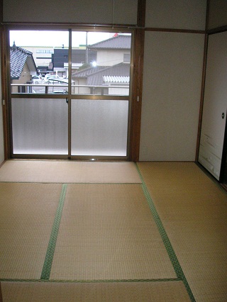 Living and room. Japanese-style room 6 tatami