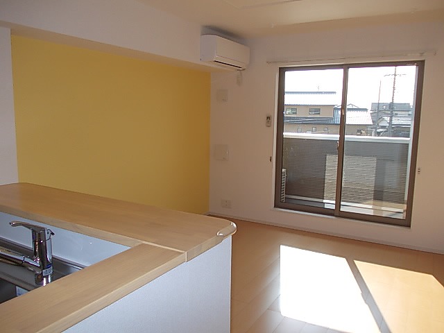 Living and room