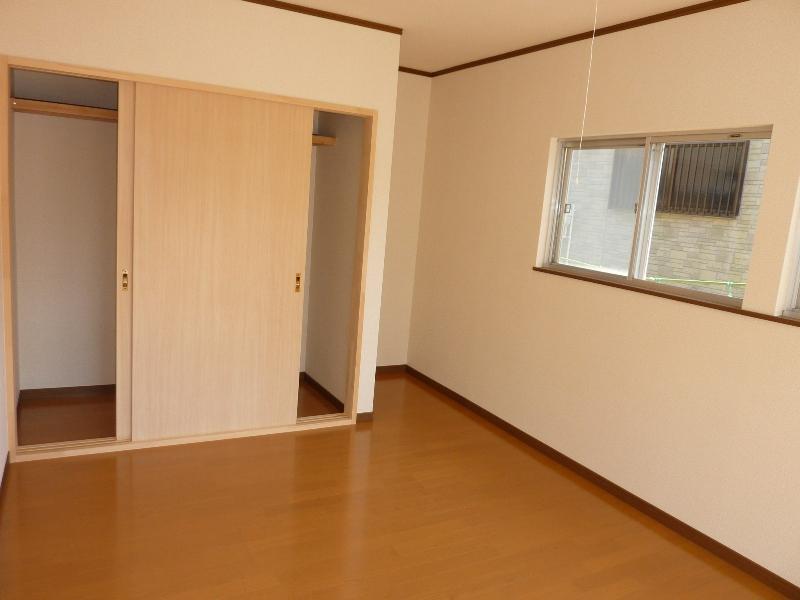 Non-living room. A new extension is 6.5 tatami