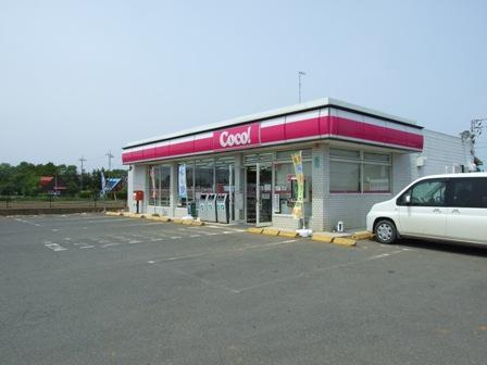 Convenience store. 3300m is a common convenience store in Ibaraki Prefecture to here Store. 