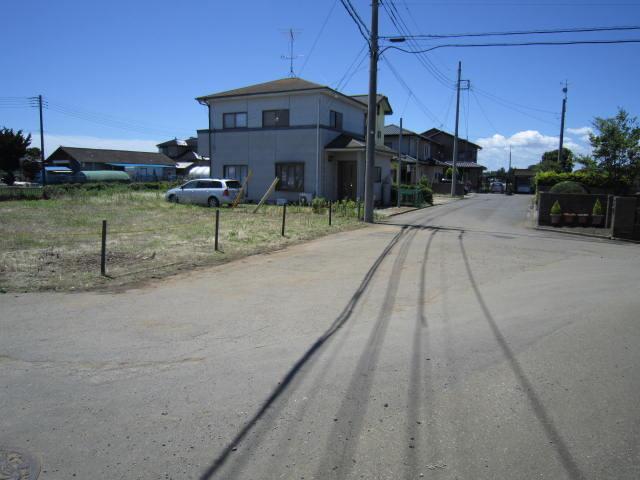 Local photos, including front road