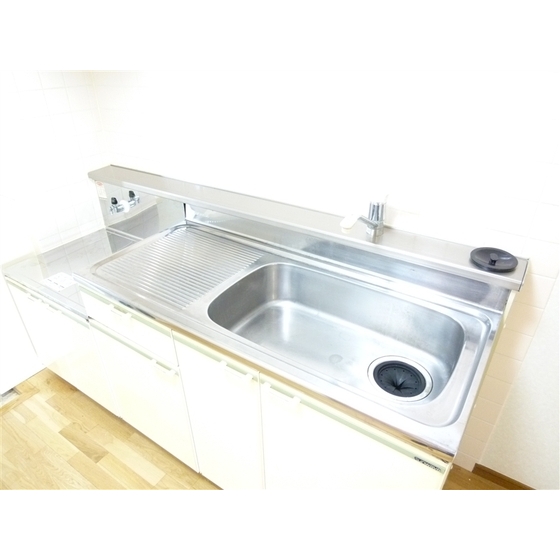 Kitchen. Easy to use in the spread of the sink ◎
