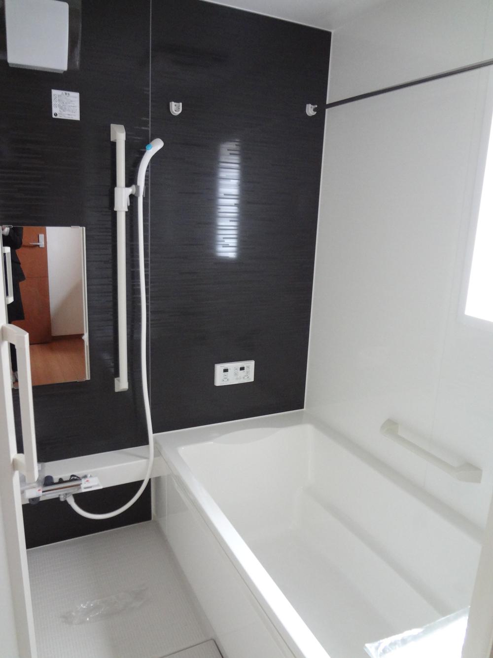 Same specifications photo (bathroom). 1 Building same specification bathroom  With bathroom ventilation drying function